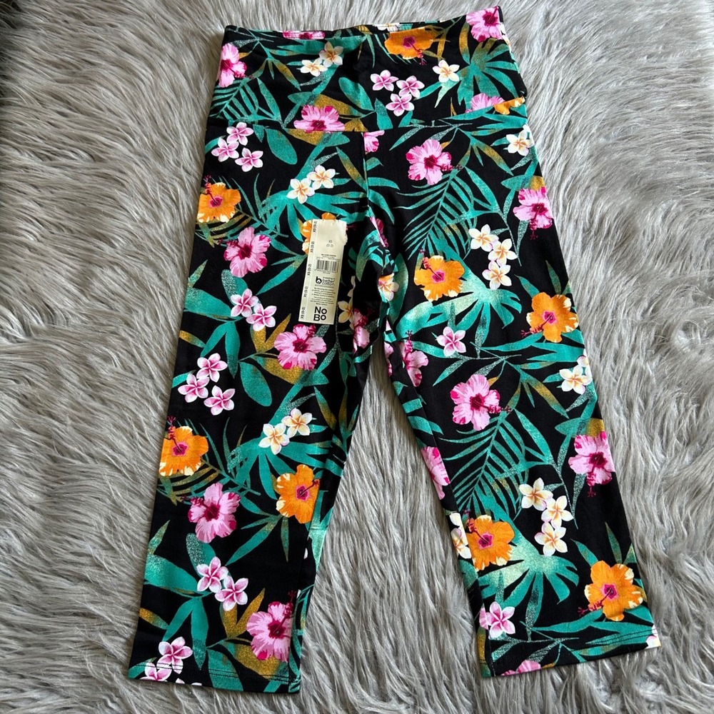 No Boundaries Capri Leggings Women Size XS (0-2) Tropical Floral Stretch Pants